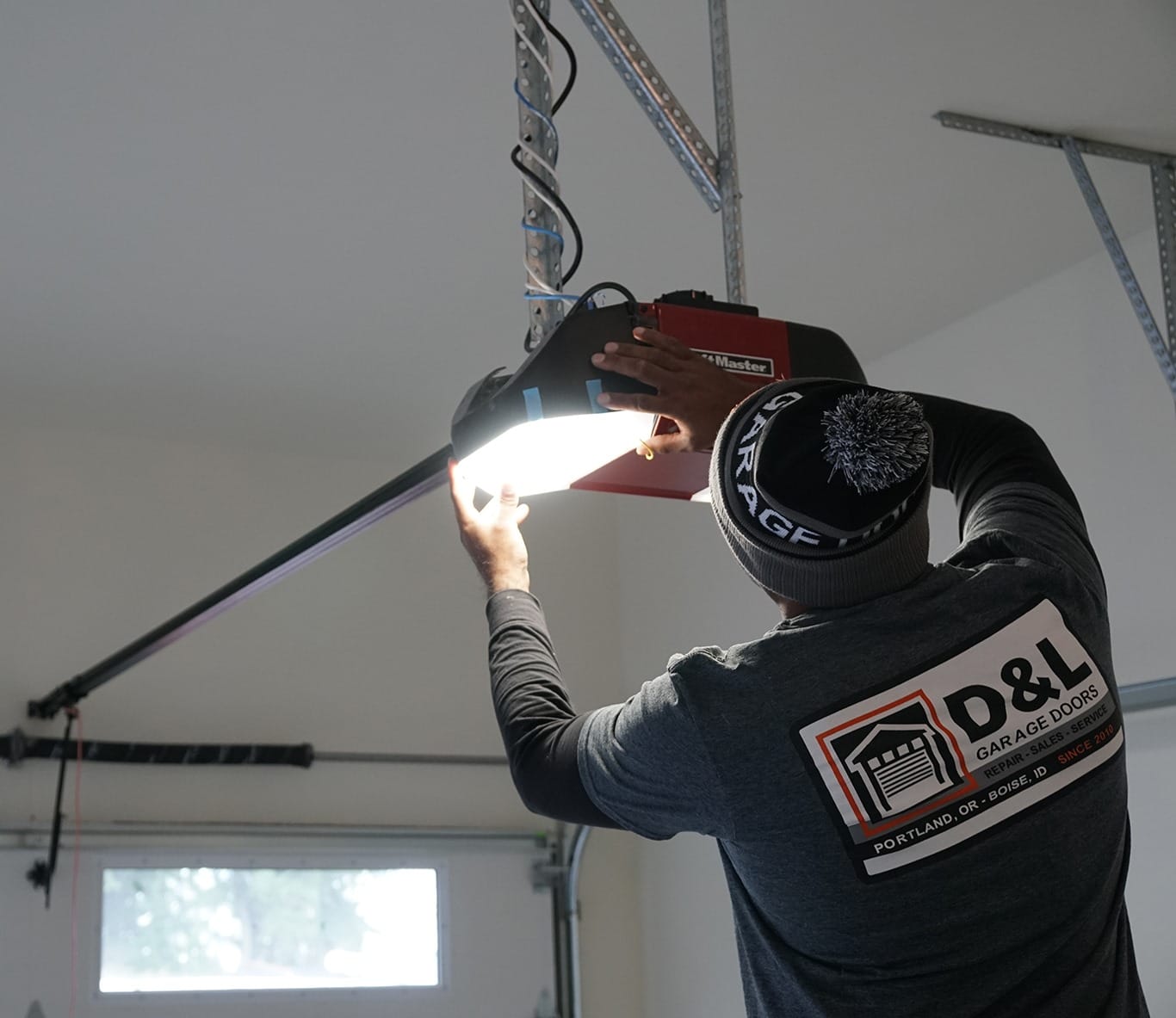 Garage Door Repair service by D&L Garage Doors - local Pacific Northwest experts